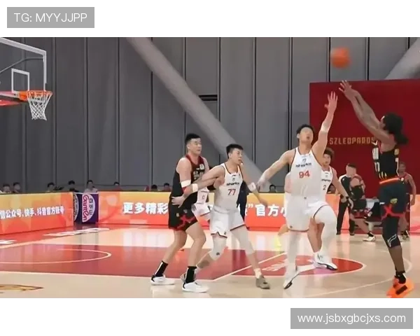 史密斯当选最佳外援深圳平队史